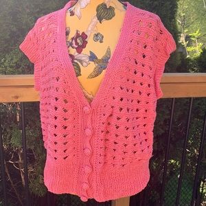 Vintage, handmade Mauve color short sleeve cardigan with handmade buttons too 😇